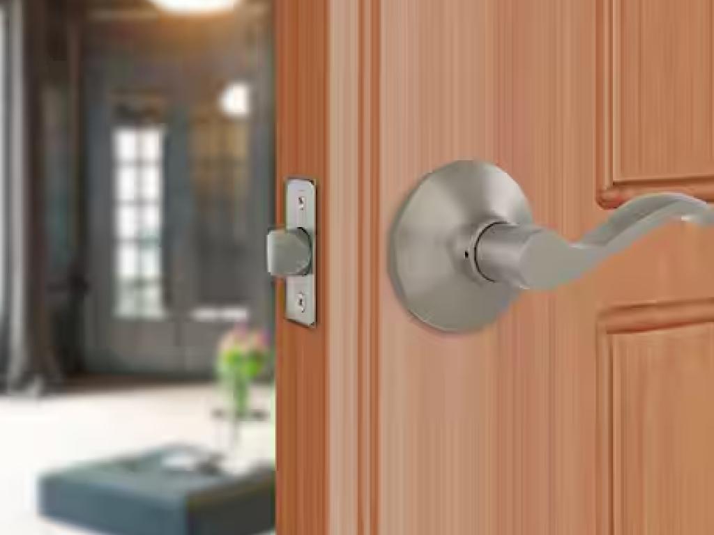 Replace door handle (up to 2 doors)